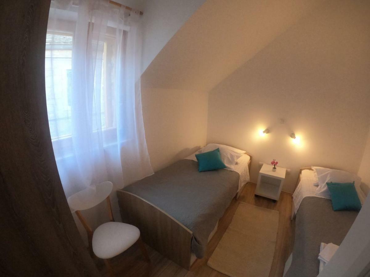 Apartment Vesna Primosten Luaran gambar