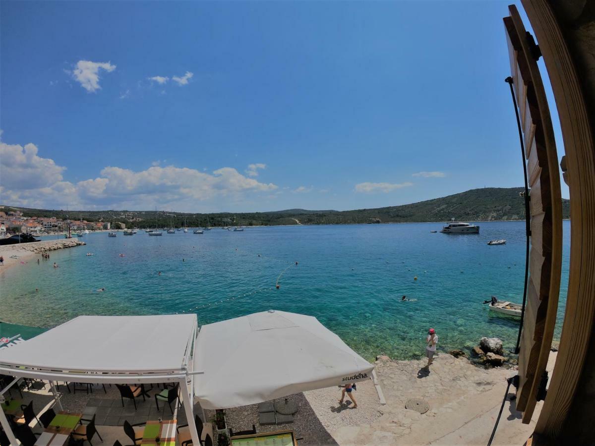 Apartment Vesna Primosten Luaran gambar