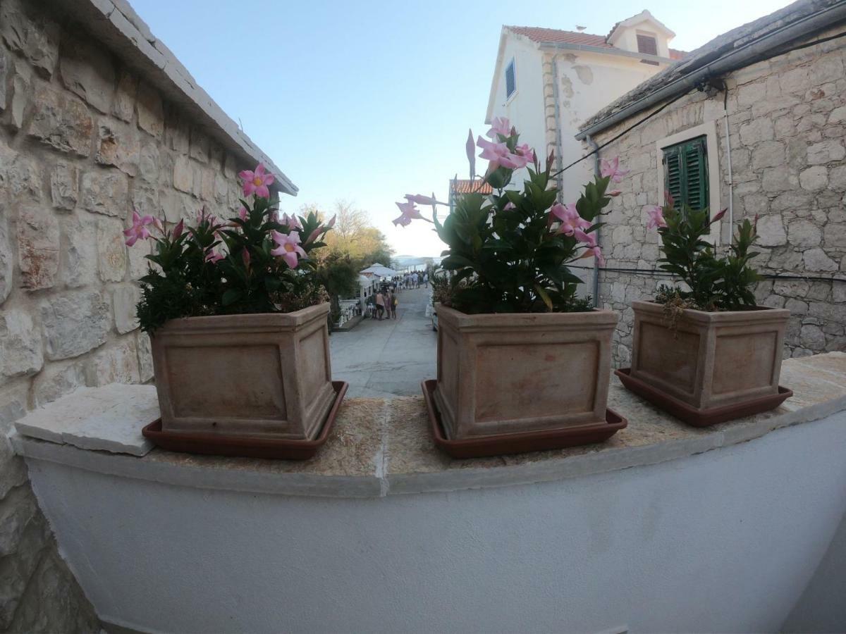 Apartment Vesna Primosten Luaran gambar